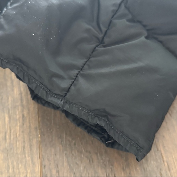 Theory Black Puffer Jacket with large detachable scarf. - Picture 13 of 14